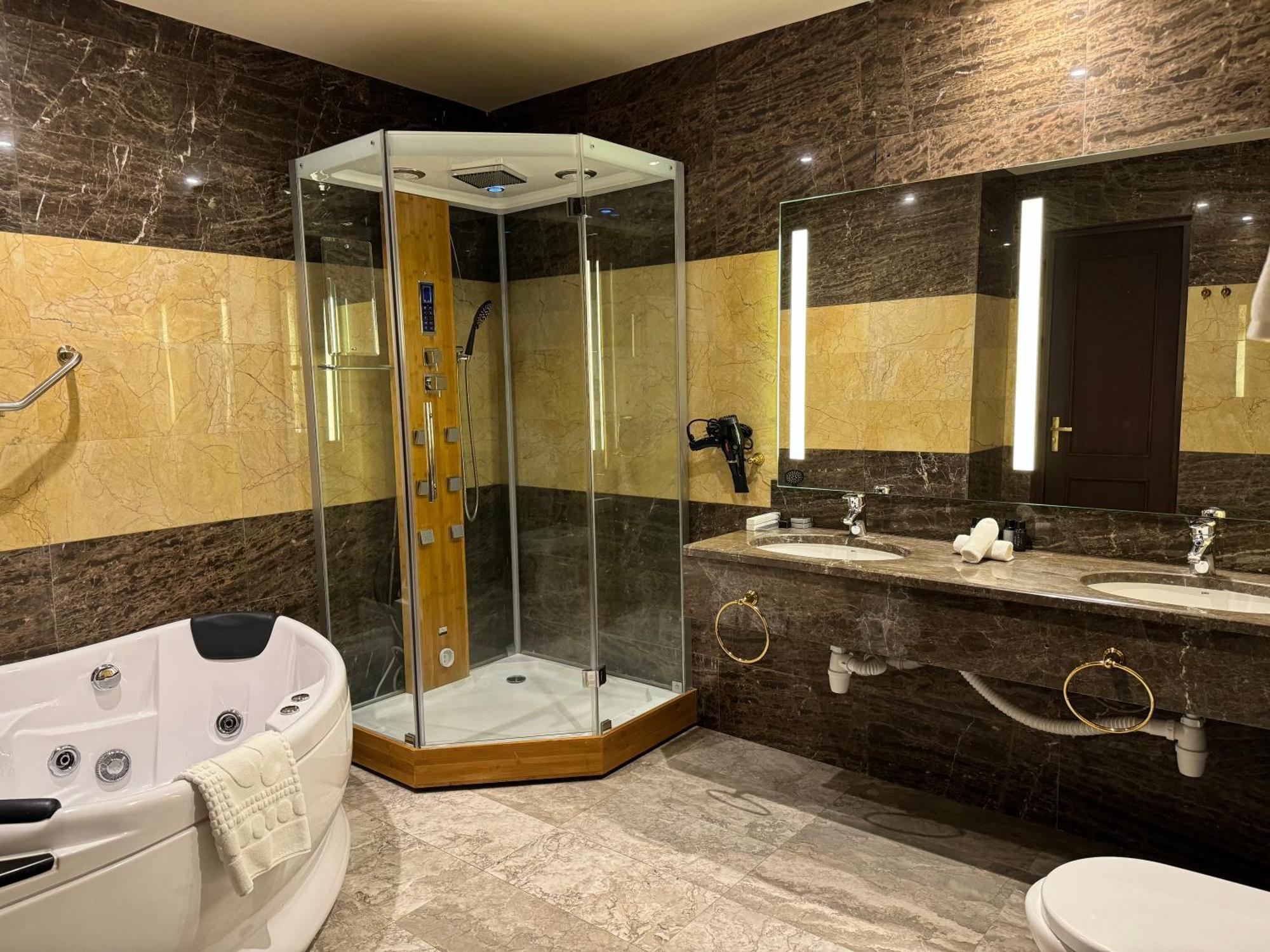Eighty Eight Deluxe Hotel & Spa Tsaghkadzor Exterior foto